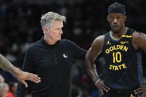 巴特勒为何能与勇士完美契合？科尔：他与库里、汤普森形成了极佳的互补。