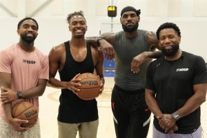 Shams：詹姆斯与马克西拉文训练时最初感到背部不适 随后做了检查