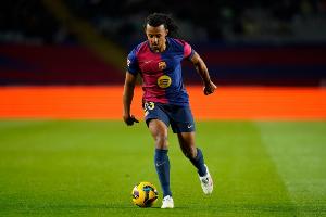 据《阿斯报》报道，深陷财政危机的塞维利亚，正敦促巴塞罗那尽快支付孔德的2450万欧元转会尾款。