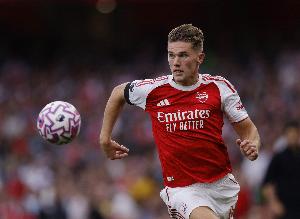 舍伍德：我一直都信任约克雷斯，他拥有那种永不言弃的品格。