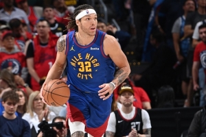 阿隆-戈登感谢勇士队现场DJ，播放的都是他从小在湾区听的音乐。