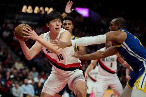 此前，斯普利特主要负责球队内线的培养，他上任后对小杨的使用将会逐步推进。