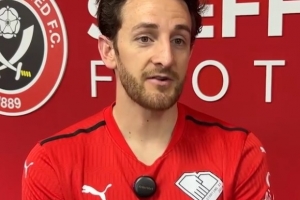 曾心脏骤停！30岁洛克耶宣布回归足坛：只因对足球的热爱。