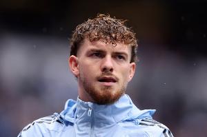 22岁新星埃利奥特转会离队：从利物浦转投维拉，仅登场174分钟即身价暴涨至3500万。