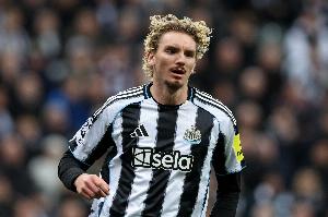 希勒：纽卡球迷已爱上沃尔特·马德，他更像9号半或10号球员。