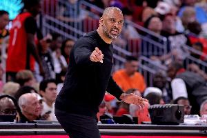 乌度卡：对手下半场依旧更努力、对抗更强，中场已强调但问题未解决