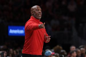 斯普利特：不想谈联盟与博彩结合的情况 是通过社媒得知昌西一事