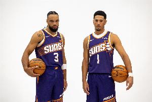 布克仅10次出手？狄龙：他是天生的得分手，应该更自私一些多出手。