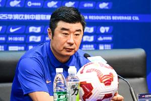 韩鹏表示，比赛中会给海港施加更强的强度，至于谁夺冠或保级，与他们无关。