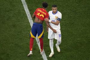 拉基蒂奇：姆巴佩已是经验丰富的老将，亚马尔则如同所有热爱足球者的孩子。