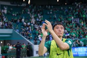 国安0-6惨败泰山，近5轮4负，半程冠军提前两轮彻底无缘争冠。