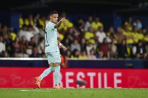 巴尔特拉表示，安东尼加盟贝蒂斯后自信心有所提升，并受到了球迷们的广泛喜爱。