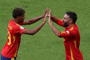 西足协回应皇萨球员冲突：国家队明年将携手征战世界杯，此事不会造成影响。