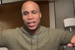 杰弗森透露：我目睹过詹姆斯真实的一面，他此前曾因情绪失控向我与弗莱表达歉意。