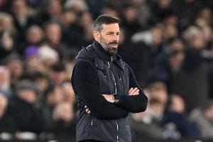 前莱斯特前锋批评范尼：优秀前锋未必是好教练，他曾将我雪藏长达七个月。