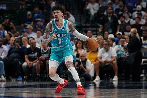 克尼佩尔：三球与大个子打挡拆效果出色 其今日发挥堪称现象级。