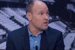 拉奥斯一节目称卡瓦哈尔冲撞，另一节目却称是自然接触，说法不一，意欲何为？