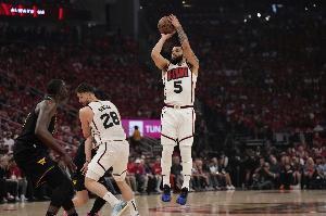 知名记者透露，由于范弗里特受伤，火箭队计划申请伤病特例，特例金额最高可达1250万美元。