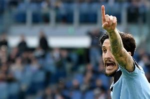 阿尔贝托：塞维利亚和加的斯有我的家人，我渴望为西班牙赢得荣誉。