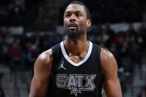 哈里森-巴恩斯：关键先生挺身而出，漫长赛季需保健康。