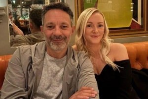 太阳报：吉格斯弟弟罗德里-吉格斯本月求婚成功，距“弟媳门”已过14年。