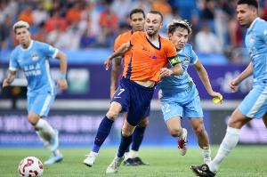 中超跨年赛制乃大势所趋，但推行不宜操之过急。