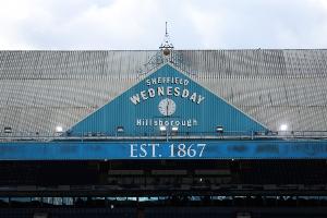 谢周三俱乐部官方确认，已按时向所有员工及球员支付了薪资，并宣布将在篝火之夜举行庆祝活动。