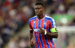 图片报辟谣拜仁与格伊经纪人谈判传闻：应先确定于帕和金玟哉的未来。