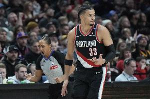 斯普利特：卡马拉是本场获胜的关键功臣，这体现了团队的集体力量。