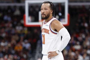 布伦森：对球队的开局表现感到满意，接下来会在此基础上继续努力。