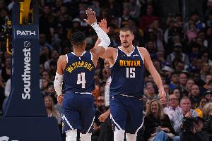 约基奇：与威少虽合作短暂但默契十足，后者无疑是未来名人堂成员。