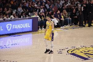 小里弗斯：东契奇具备带领任何球队争冠的实力，即便他加盟篮网，同样能帮助球队进入季后赛。