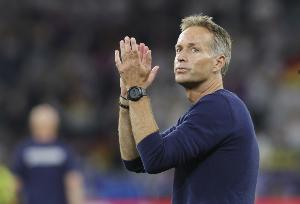 药厂主帅：对阵本菲卡将是一场恶战，三分对双方都至关重要。