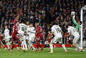 门神表现！昨晚8次扑救创欧冠生涯第二高纪录，仅次于2022年欧冠决赛的9次。