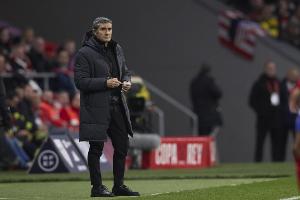 巴尔韦德透露，尼科的伤病状况反复不定，医疗团队尚未就是否实施手术做出最终决定。