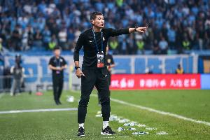 青岛媒体盛赞西海岸队成本赛季最大黑马，邵佳一的执教能力也因此获得更广泛的认可。