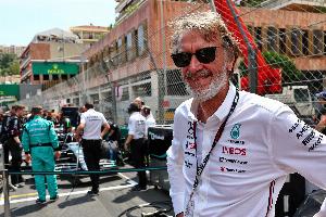 《电讯报》：英力士已同意支付1100余万英镑，以了结与热刺的诉讼案。