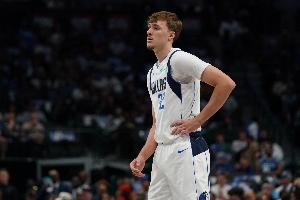 媒体人指出，杜克球员在NBA的一个月内，遭遇的失利场次可能已超过其在高中和大学时期的总和。