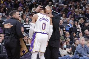 哈姆：威少是我合作过的最职业球员之一，队友们对他充满尊重与喜爱。