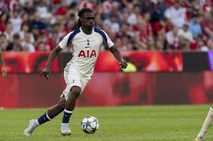 《太阳报》报道：苏马遭遇诈骗，损失超80万英镑，涉案骗子已被捕。