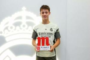 居莱尔荣膺皇马月最佳球员，坦言教练的信任至关重要，并誓言下场比赛将全力争胜。