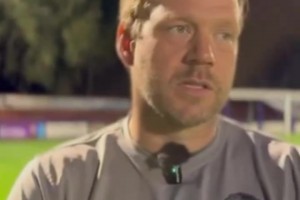 这也行？球员认错球场，开车绕路7小时竟赶上了下半场！