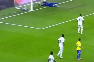 克罗斯凌空世界波！优雅的人偶尔也能很“暴力”！