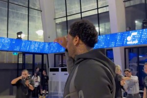 基本功还在！发福的沃尔中国行三分轻松连续飚中