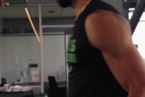 恢复神速！塔图姆回归训练场进行跑动、投篮等多项训练