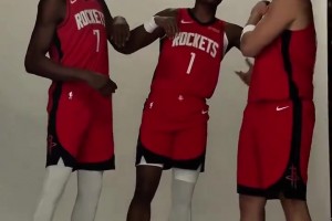 阿杜让阿门C位！火箭媒体日 阿门+申京+杜兰特三巨头终于合体