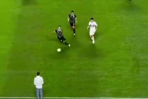 奥斯卡：我可是踢过中超的，跟我玩你还嫩了点