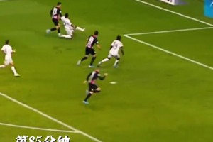 从此开启六冠王神迹！拜仁：你还记得这场影响欧洲足坛的比赛吗？