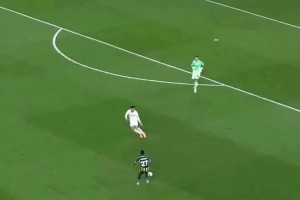 预定普斯卡什？必须向这粒惊天倒钩致敬！