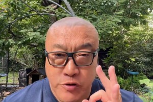 马健：詹姆斯退役概率低！很可能宣布再战2-3年！或商业大事件